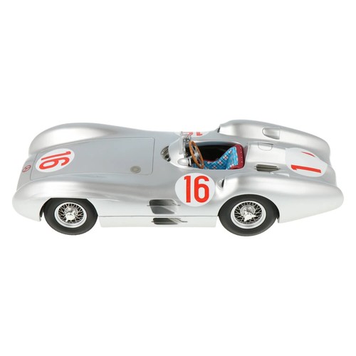 Manuel fangio mercedes benz - j., mercedes-benz
